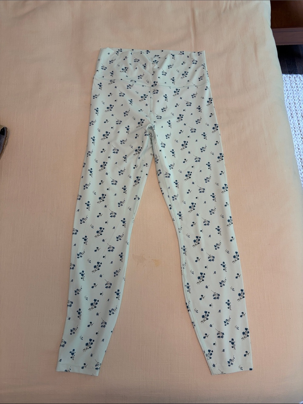 all in motion Light Blue Leggings with Navy Floral Print - Ultra High Rise 7/8